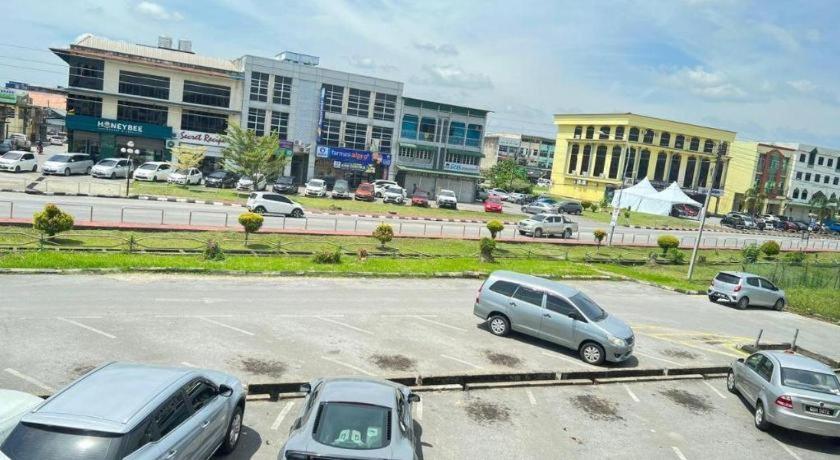 Mega Inn Sri Aman Simanggang Exterior foto